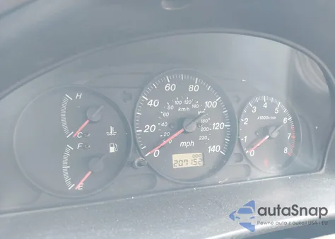 2002 Mazda Protege Dx/Es/Lx z USA, uszkodzony, nr VIN JM1BJ225620541177